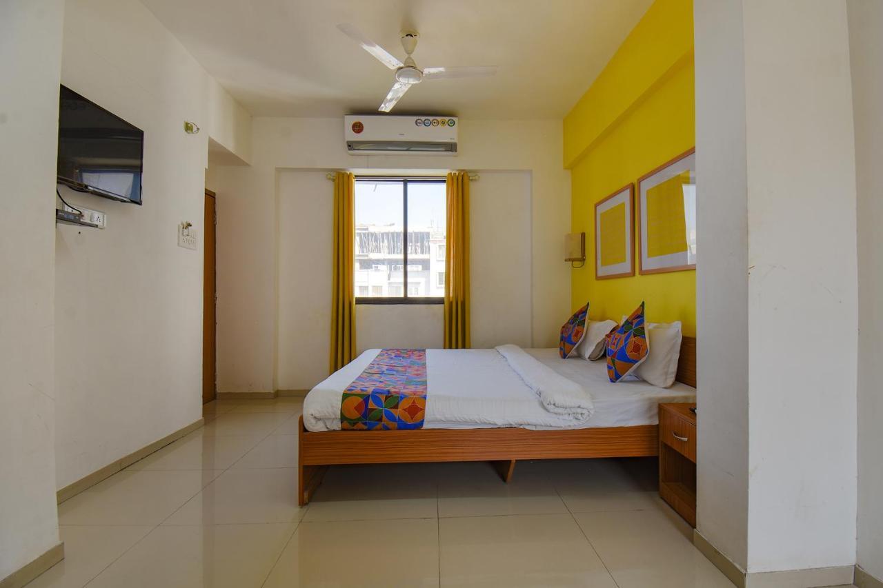 Fabhotel Aakiyo - Nr Balewadi -Chatrapati Shivaji Stadium Púna Exteriér fotografie